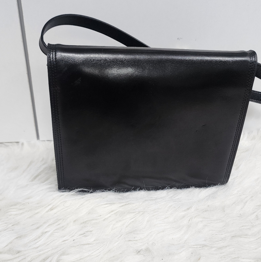 YSL Black Leather Bag – Elegant - Picture 4 of 15